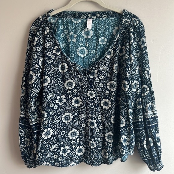 Tigerlily Australia palazzo flared pant and boho top blue floral two piece set - Picture 4 of 10